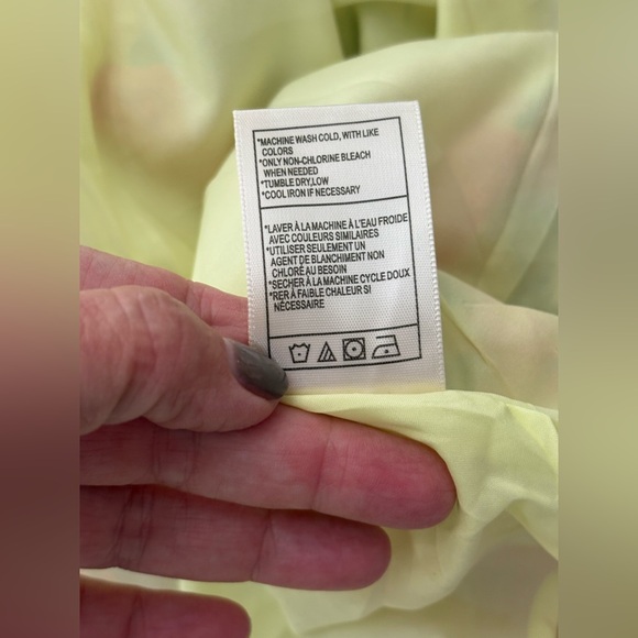 BETSEY JOHNSON Babydoll Yellow Floral Off-Shoulder Puffy Sleeve Mini Dress - Picture 6 of 8